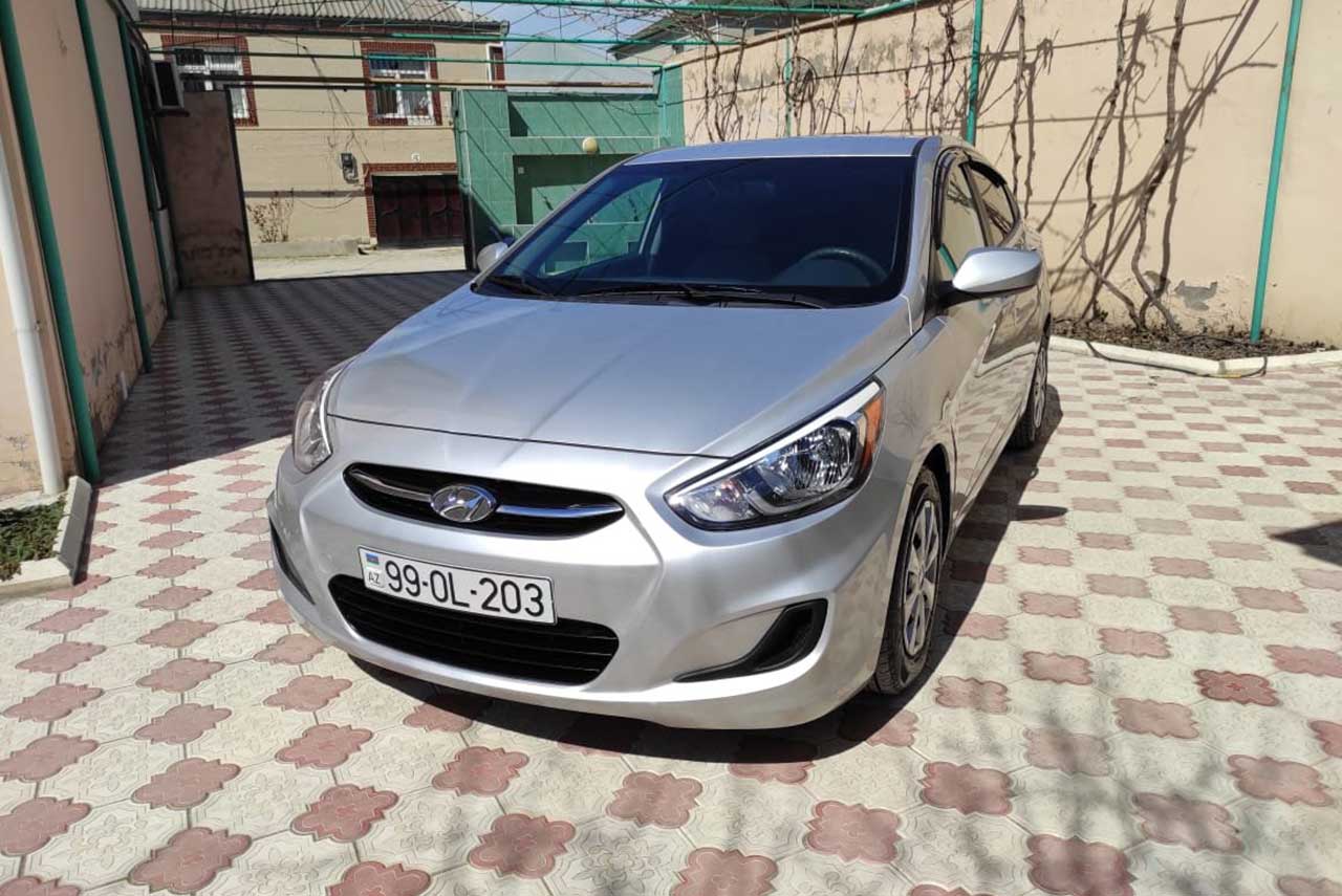 Hyundai Accent, 2016 il, 1.6 L, 100 000 km