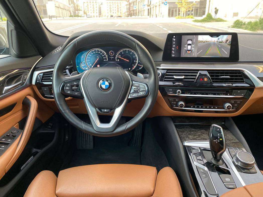 BMW 530, 2017 il, 2.0 L, 37 000 km