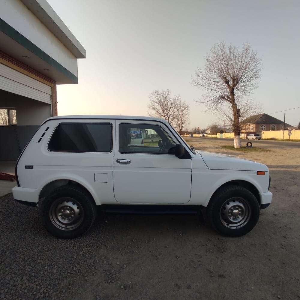 LADA (VAZ) Niva, 2009 il, 1.7 L, 136 000 km