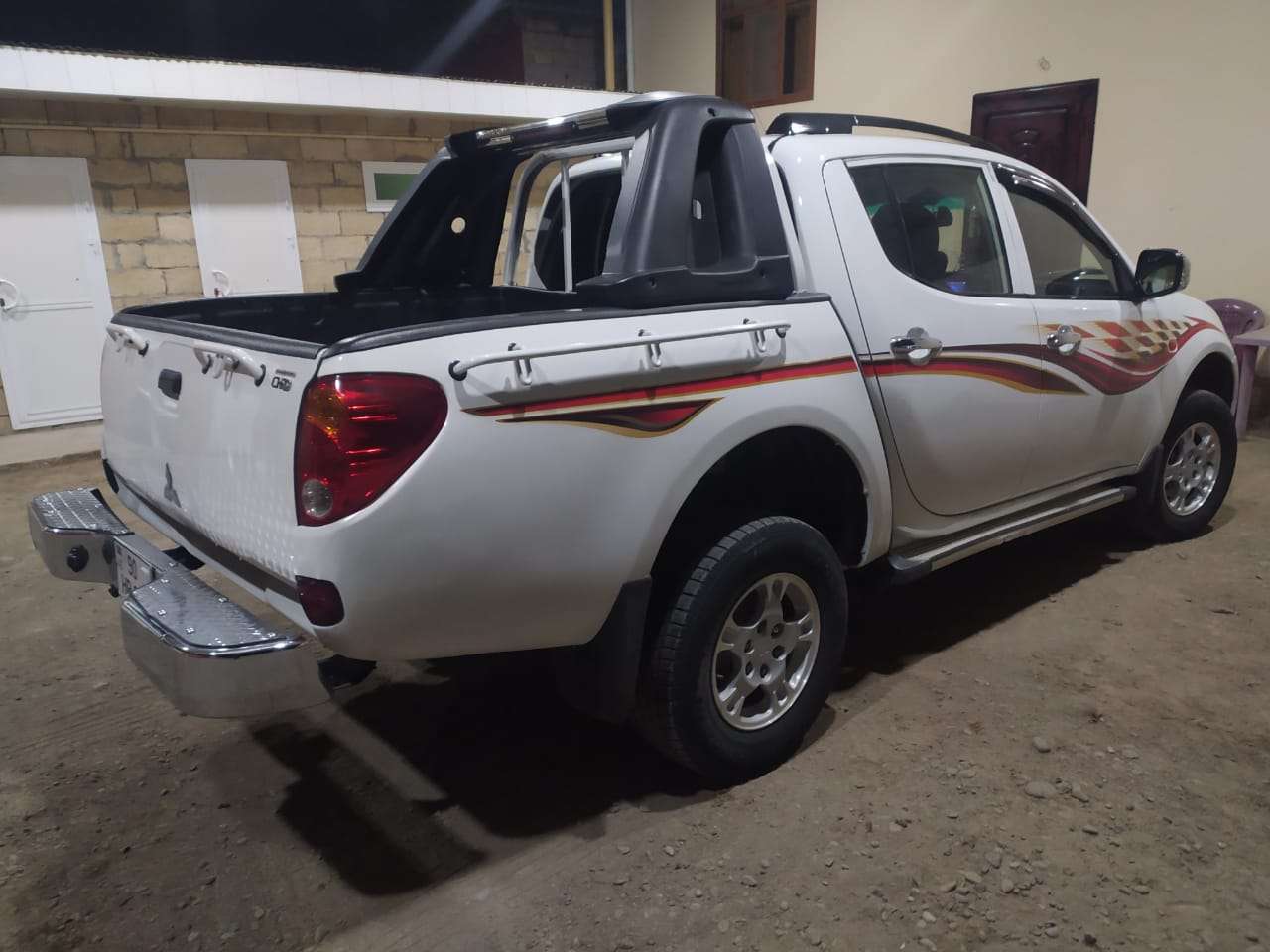 Mitsubishi L200, 2007 il, 2.5 L, 334 221 km