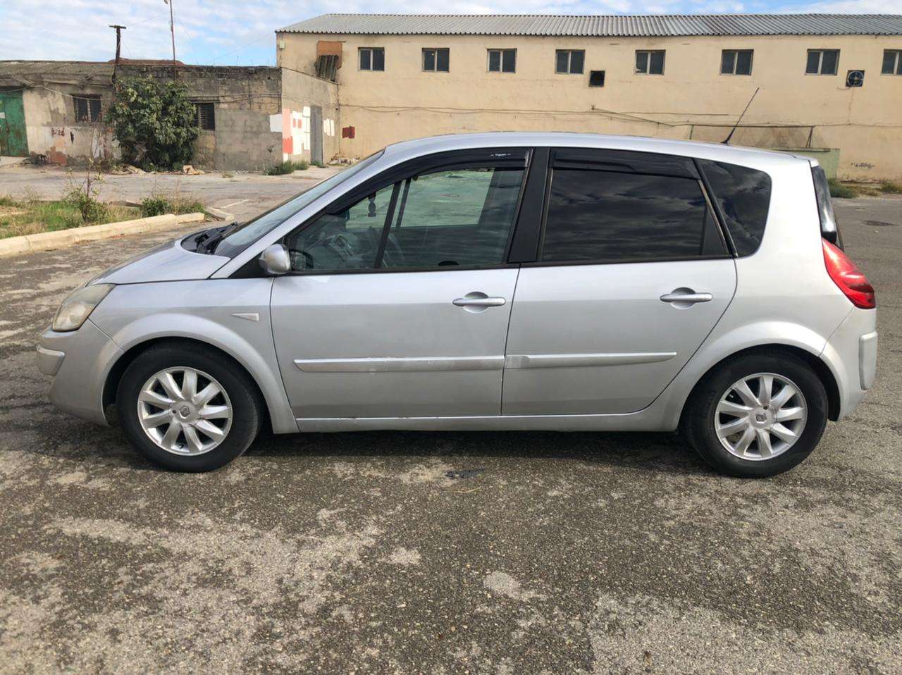 Renault Scenic, 2007 il, 1.5 L, 320 000 km