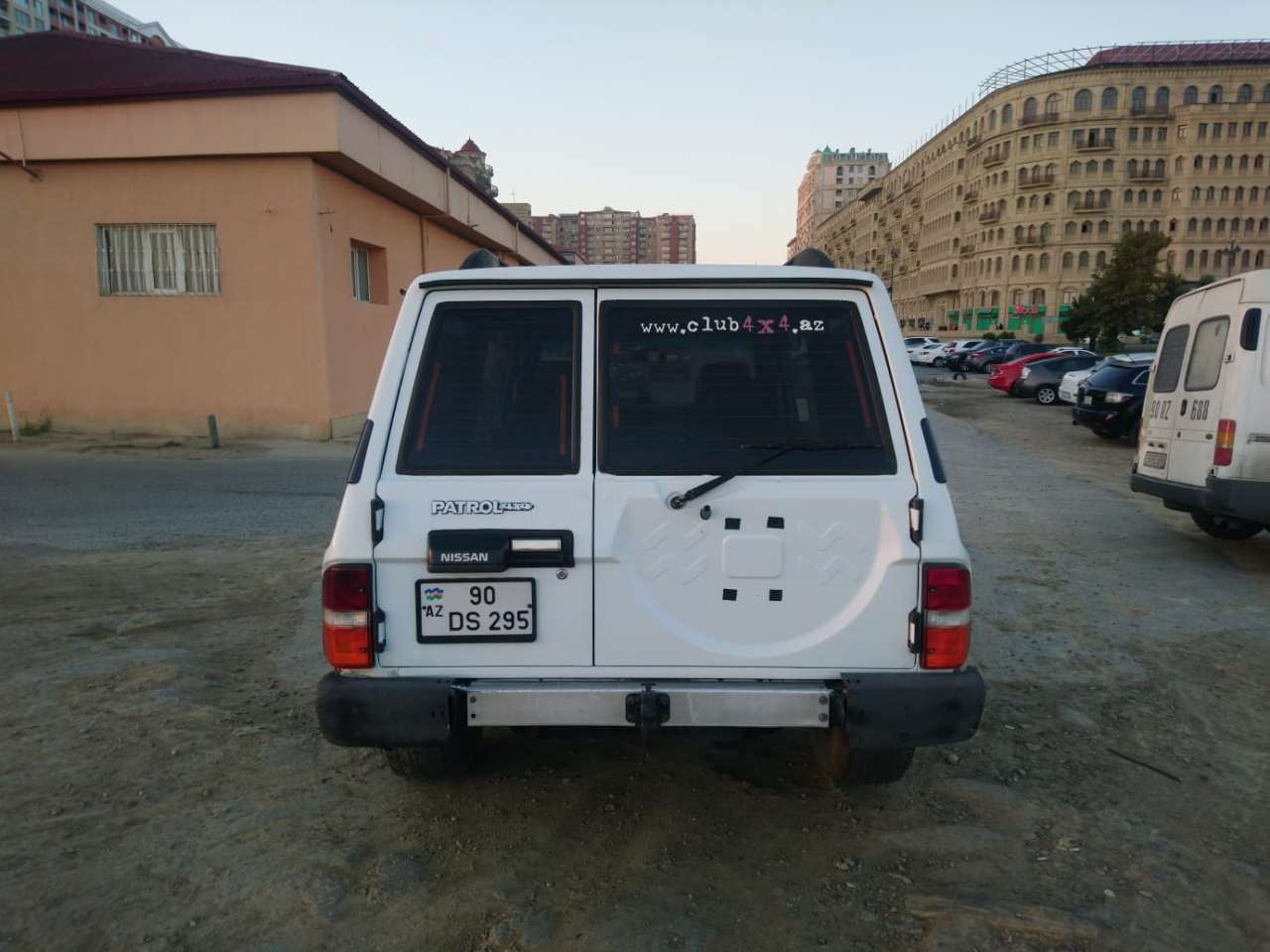 Nissan Patrol, 1995 il, 4.2 L, 600 000 km