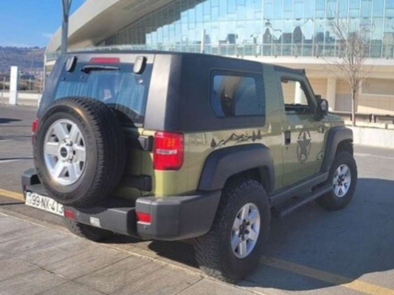 Baic BJ 40, 2015 il, 2.4 L, 120 000 km