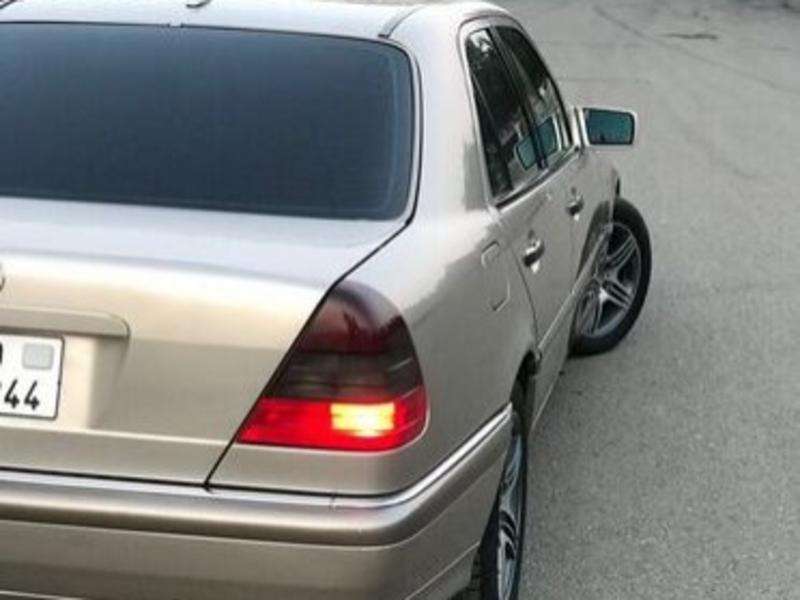 Mercedes C 230, 1999 il, 2.3 L, 250 500 km