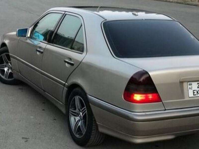 Mercedes C 230, 1999 il, 2.3 L, 250 500 km