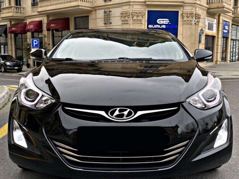 Hyundai Elantra, 2015 il, 1.8 L, 69 000 km