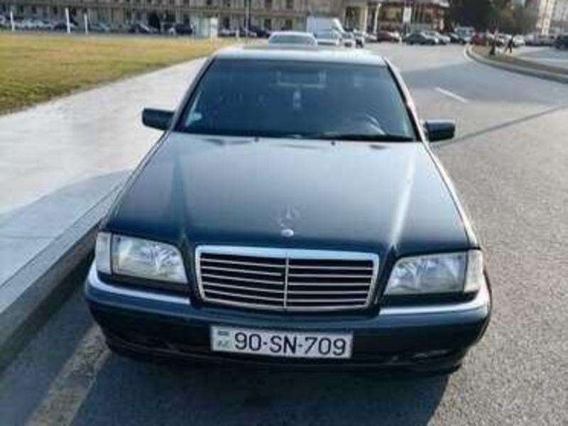 Mercedes C 240, 1999 il, 2.4 L, 320 000 km