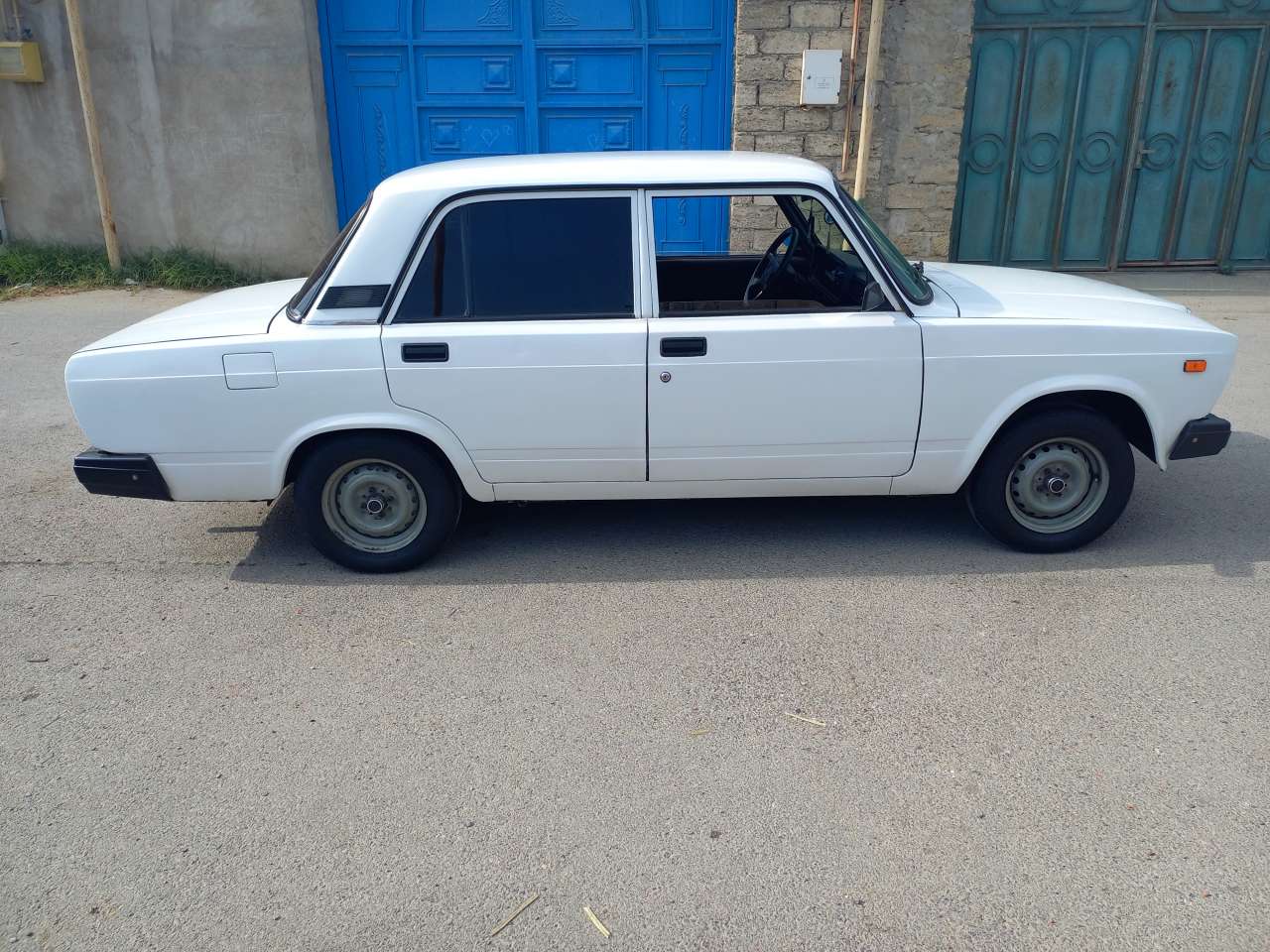 LADA (VAZ) 2107, 2010 il, 1.6 L, 100 000 km