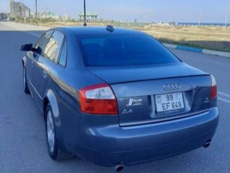 Audi A4, 2003 il, 1.8 L, 239 633 km