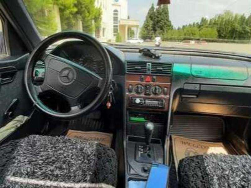 Mercedes C 180, 1996 il, 1.8 L, 392 185 km