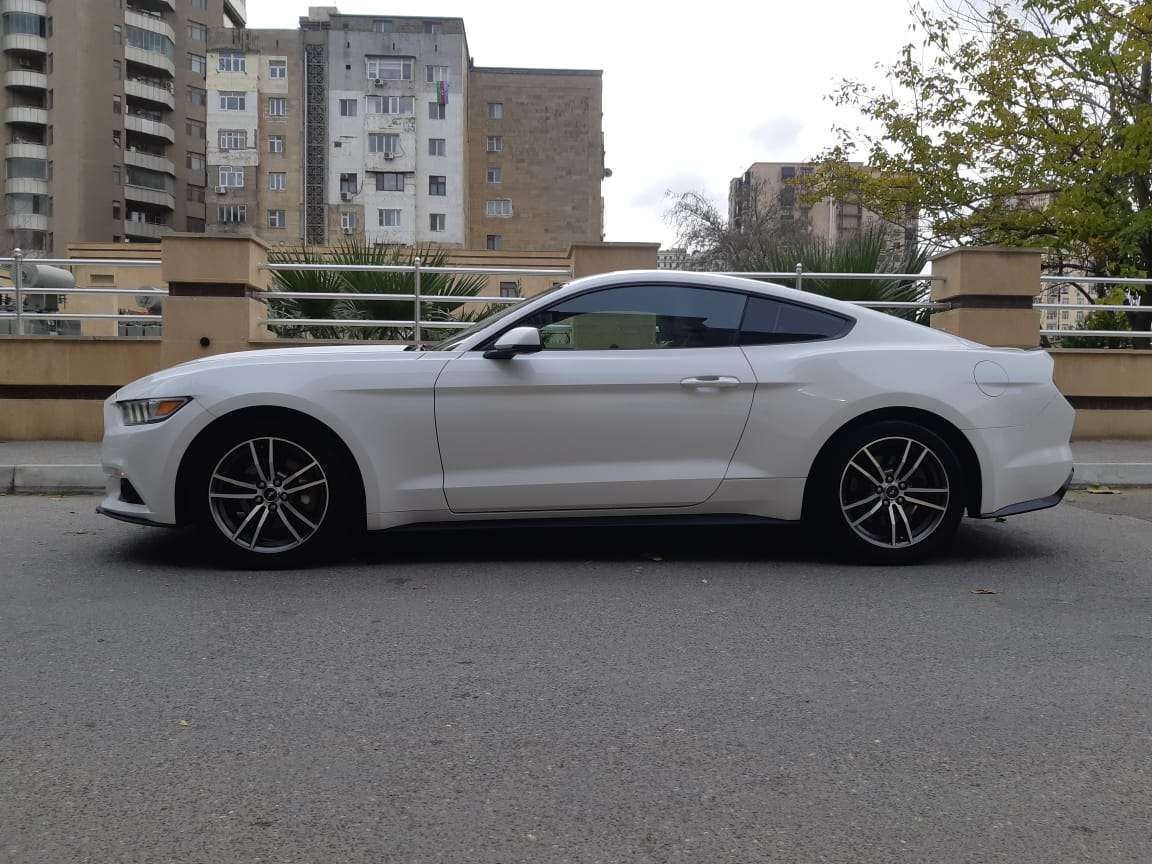 Ford Mustang, 2015 il, 2.3 L, 177 777 km