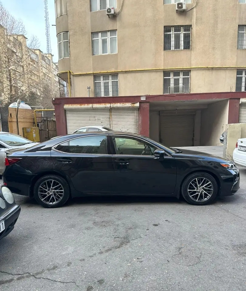 Lexus ES 200, 2015 il, 2.0 L, 139 000 km