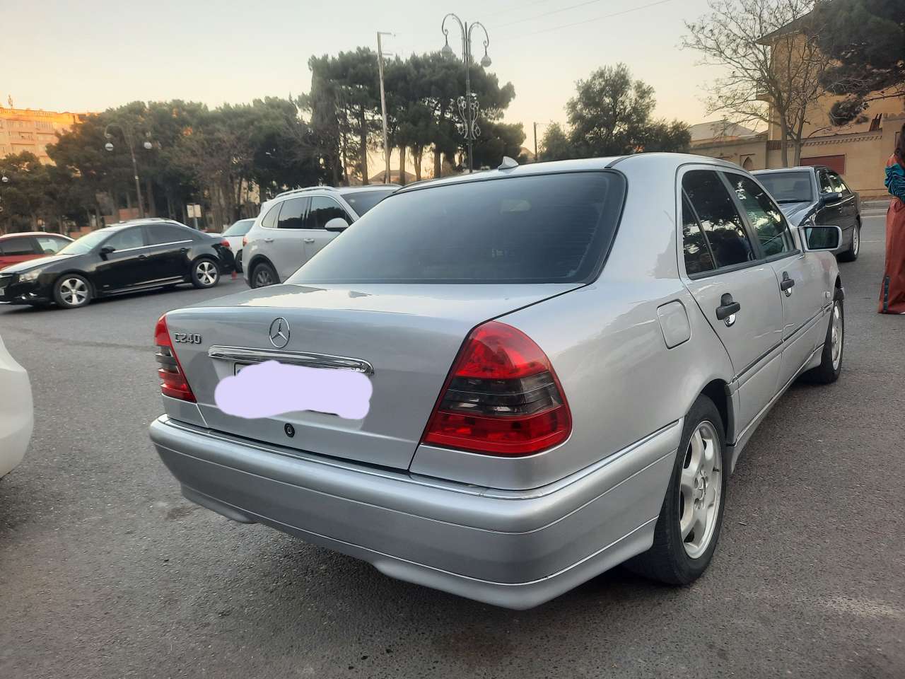 Mercedes C 240, 1998 il, 2.4 L, 377 000 km