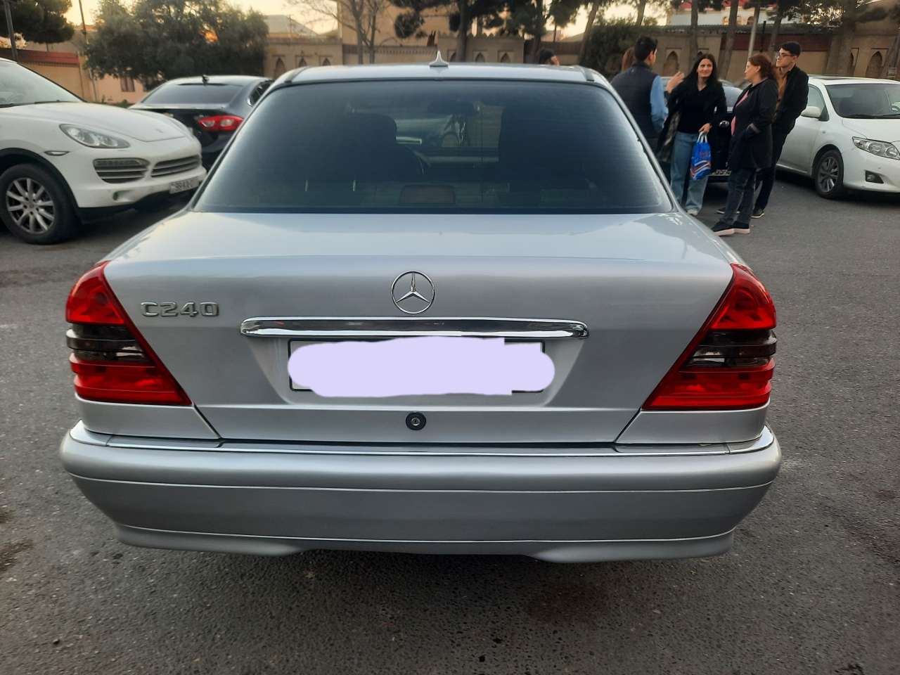 Mercedes C 240, 1998 il, 2.4 L, 377 000 km