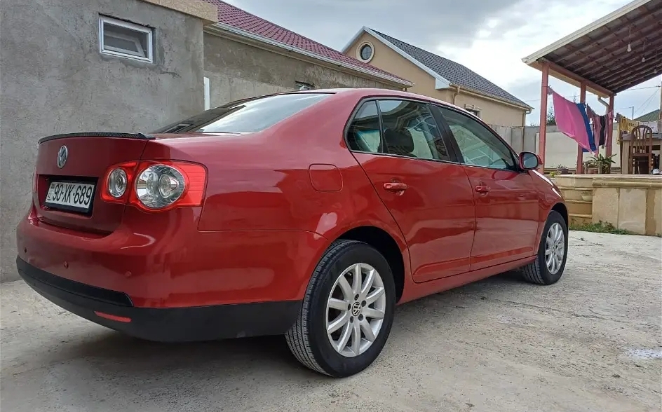 Volkswagen Jetta, 2010 il, 1.6 L, 220 550 km