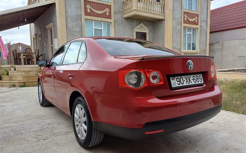 Volkswagen Jetta, 2010 il, 1.6 L, 220 550 km