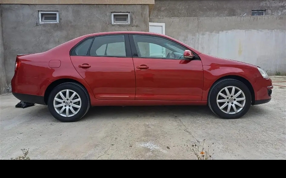 Volkswagen Jetta, 2010 il, 1.6 L, 220 550 km