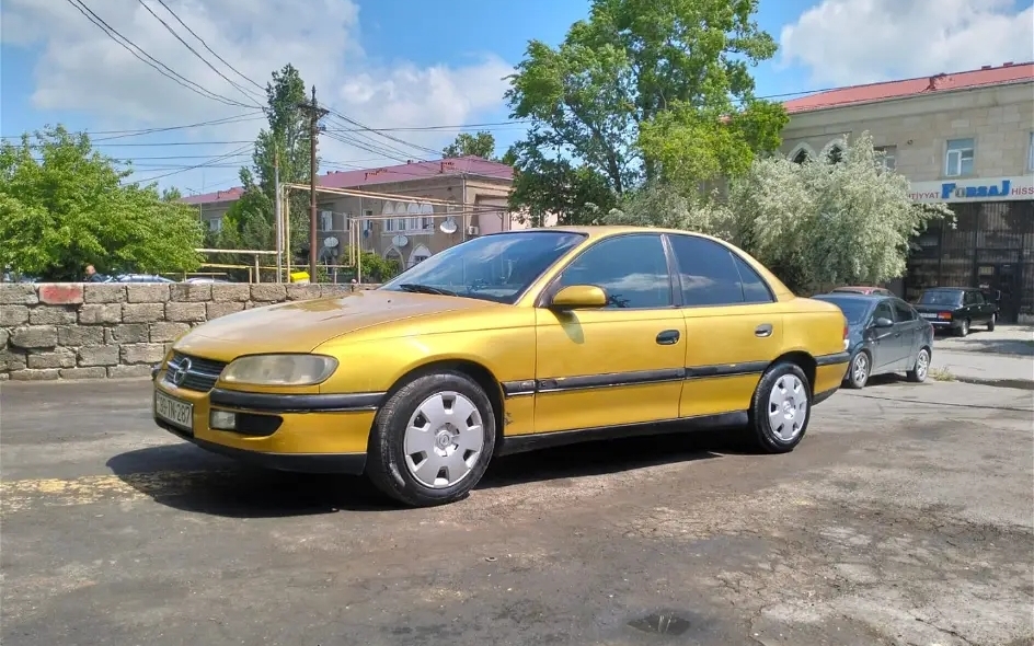 Opel Omega, 1996 il, 2.0 L, 423 000 km