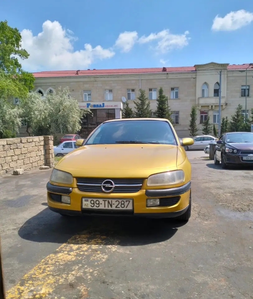 Opel Omega, 1996 il, 2.0 L, 423 000 km