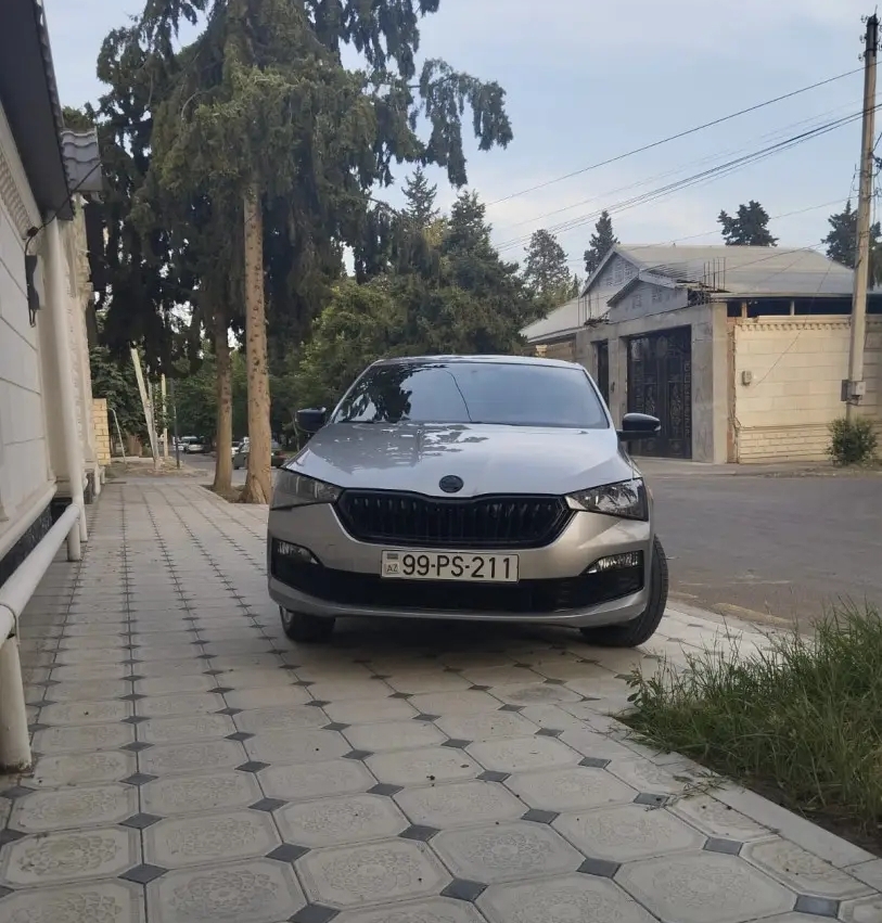 Skoda Rapid, 2021 il, 1.6 L, 125 000 km