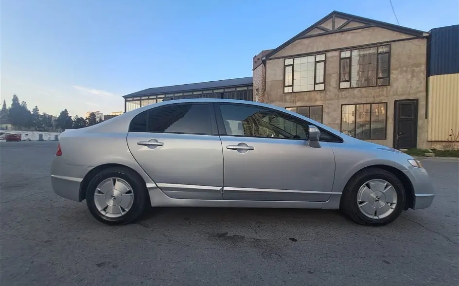 Honda Civic, 2008 il, 1.3 L, 378 000 km