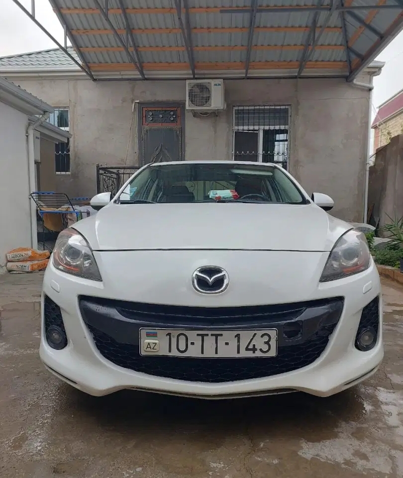 Mazda 3, 2012 il, 1.6 L, 380 000 km