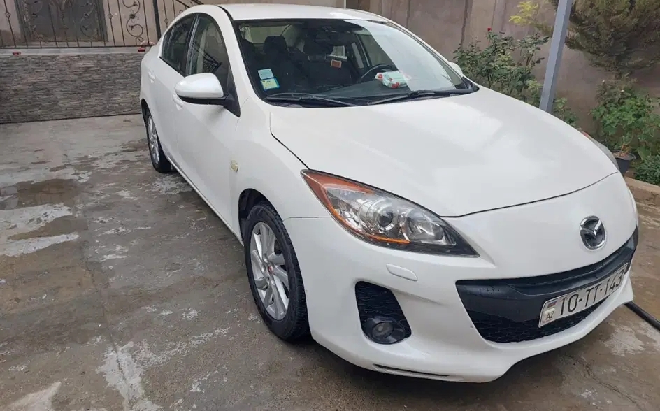 Mazda 3, 2012 il, 1.6 L, 380 000 km