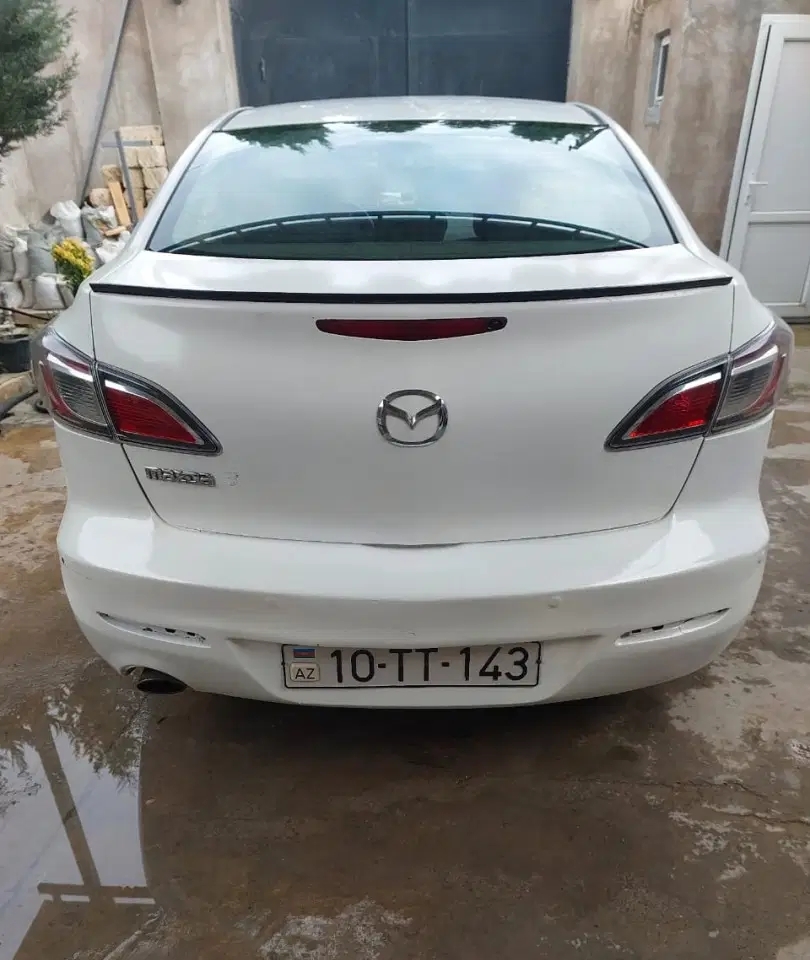 Mazda 3, 2012 il, 1.6 L, 380 000 km