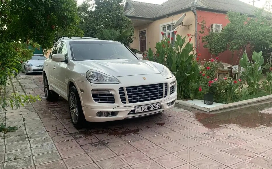 Porsche Cayenne, 2007 il, 4.8 L, 195 000 km