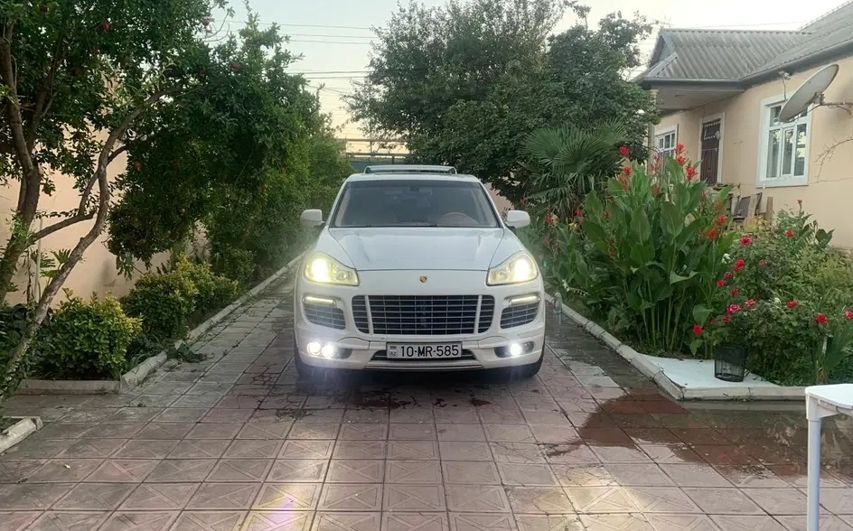 Porsche Cayenne, 2007 il, 4.8 L, 195 000 km