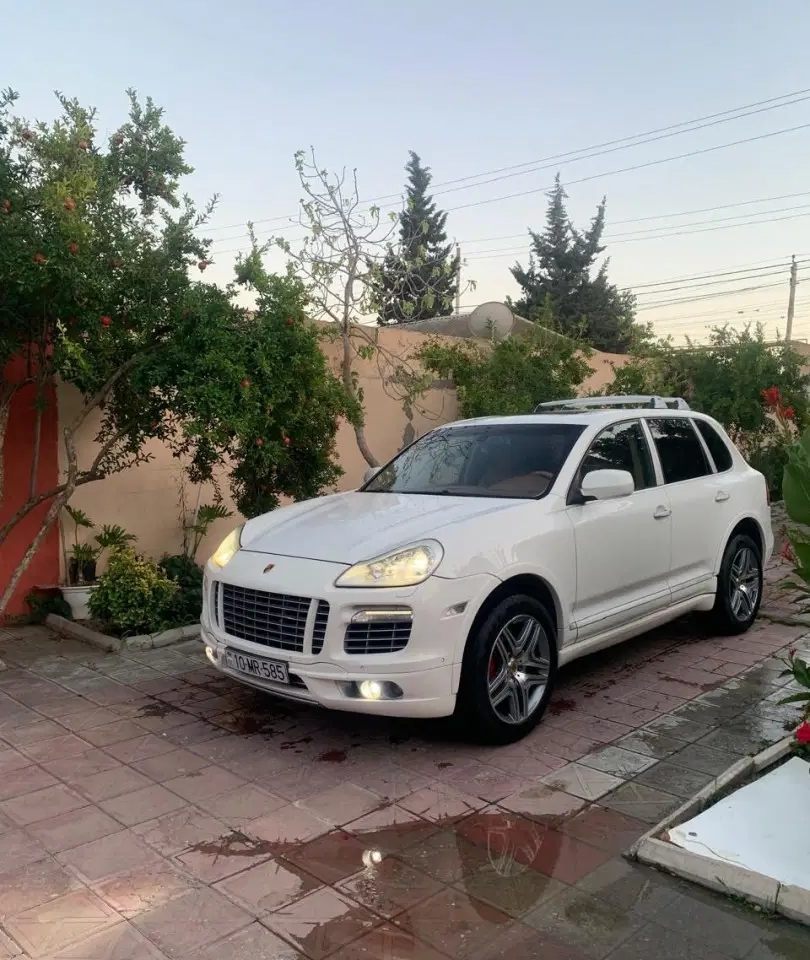 Porsche Cayenne, 2007 il, 4.8 L, 195 000 km