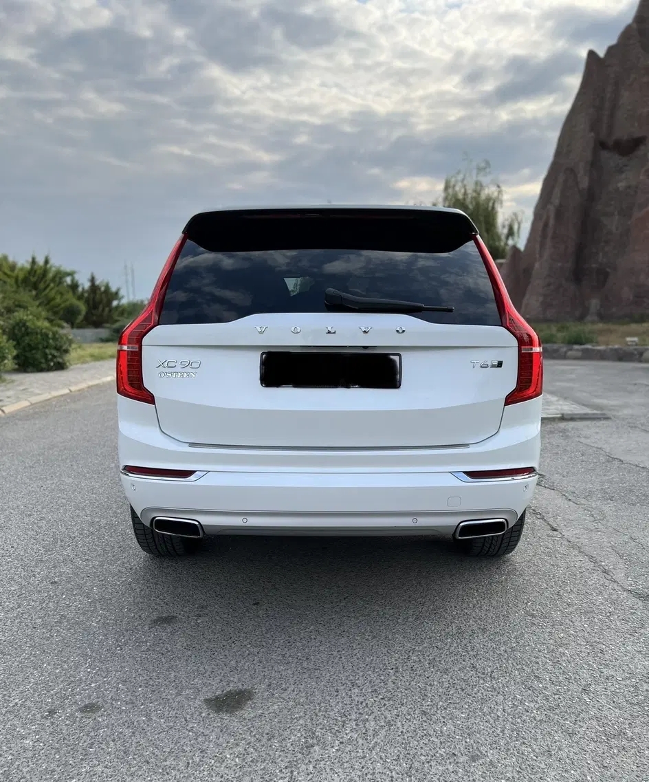 Volvo XC 90, 2017 il, 2.0 L, 98 000 km