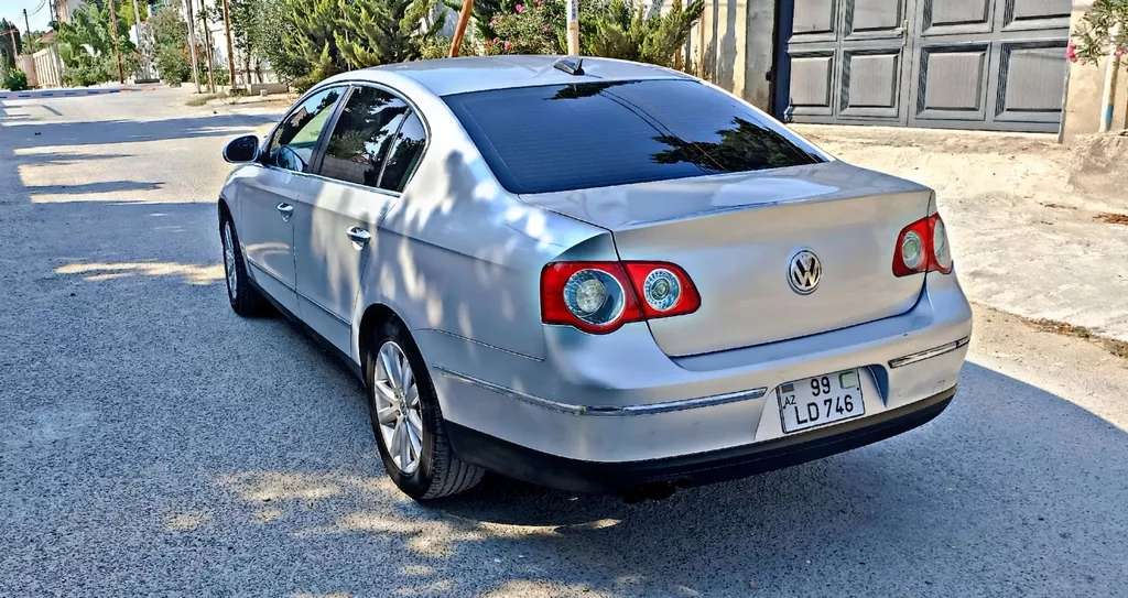 Volkswagen Passat, 2006 il, 2.0 L, 320 000 km