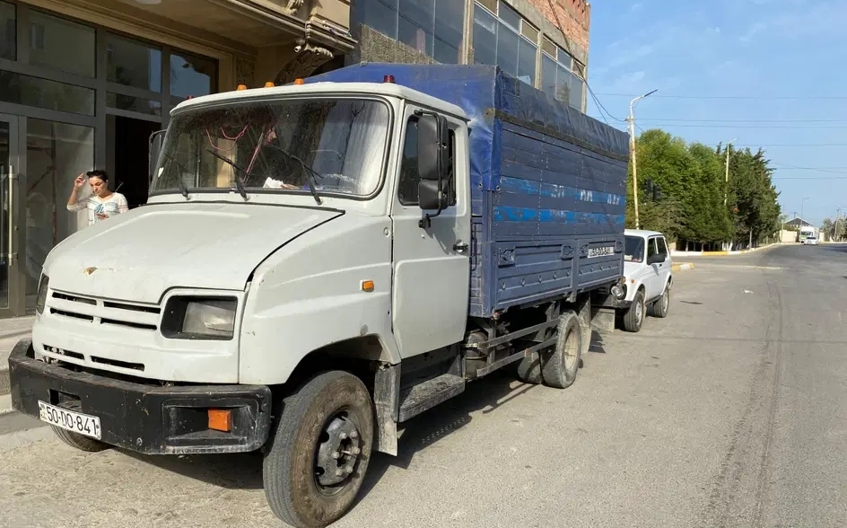 ZIL 5301, 2000 il, 4.8 L, 215 000 km