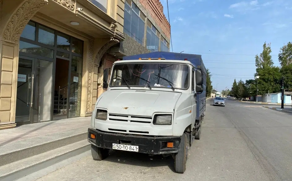 ZIL 5301, 2000 il, 4.8 L, 215 000 km