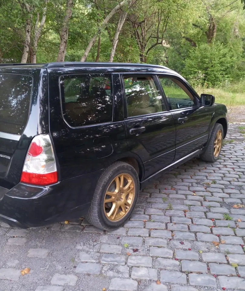 Subaru Forester, 2007 il, 2.5 L, 250 000 km