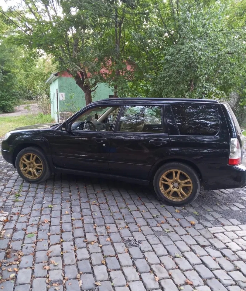 Subaru Forester, 2007 il, 2.5 L, 250 000 km