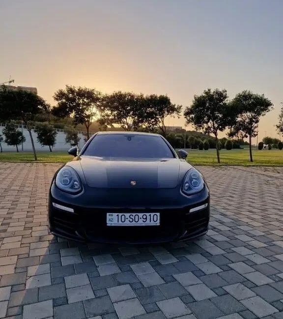 Porsche Panamera, 2014 il, 3.0 L, 130 000 km