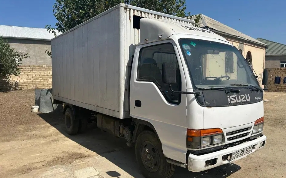 Isuzu ELF 250, 2008 il, 3.0 L, 100 000 km