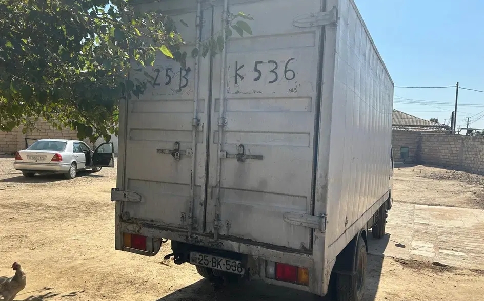 Isuzu ELF 250, 2008 il, 3.0 L, 100 000 km