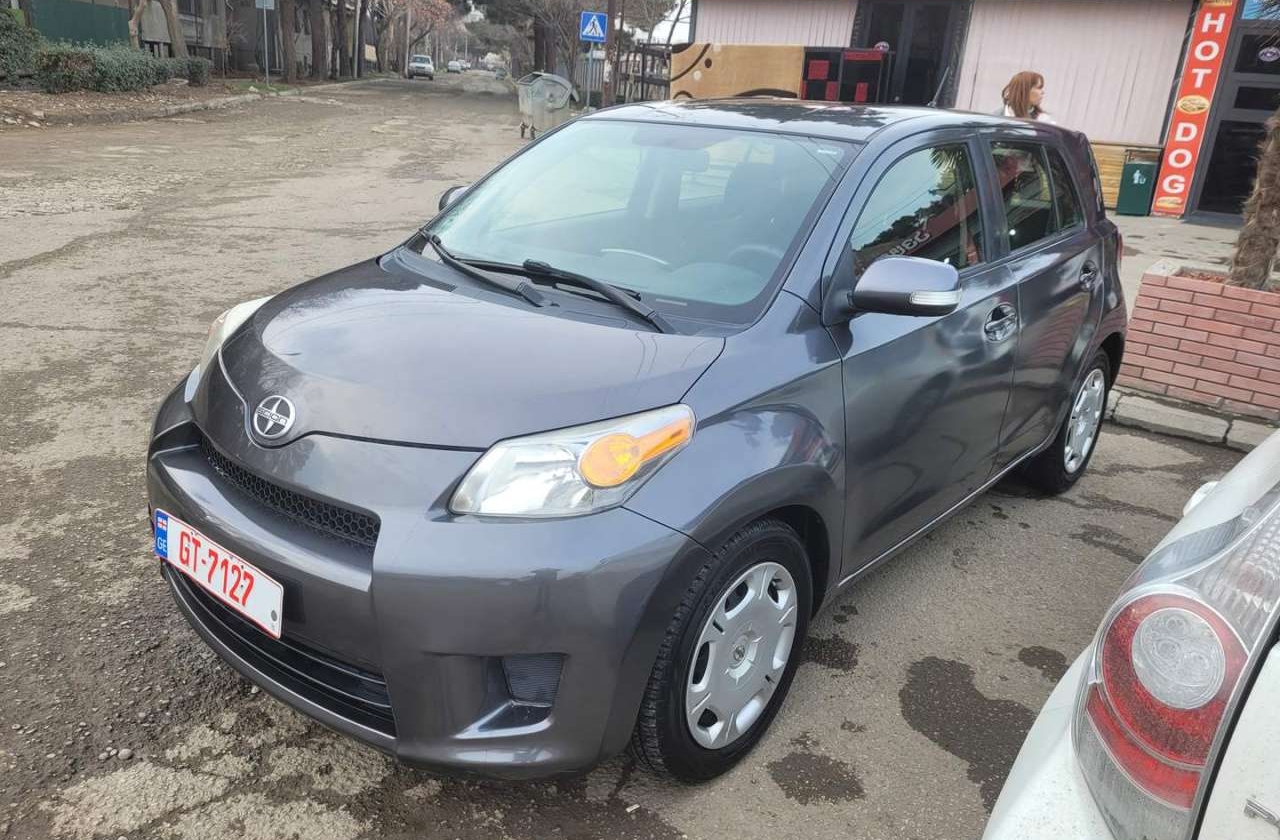 Scion xD, 2013 il, 1.8 L, 203 000 km