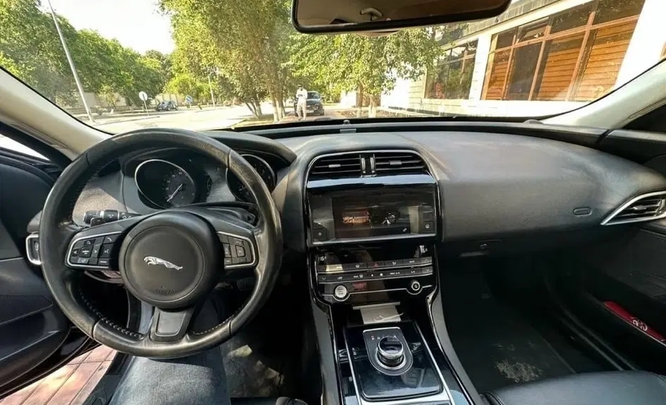 Jaguar XE, 2016 il, 2.0 L, 160 000 km