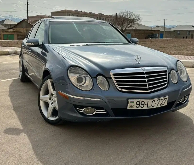 Mercedes E 260, 2005 il, 3.5 L, 166 071 km