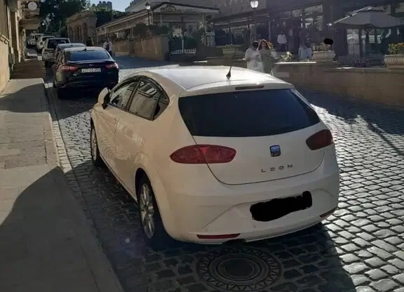 SEAT Leon, 2011 il, 2.0 L, 180 000 km