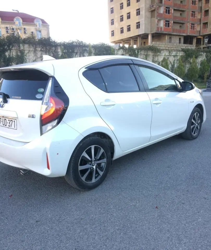 Toyota Aqua, 2017 il, 1.5 L, 106 000 km