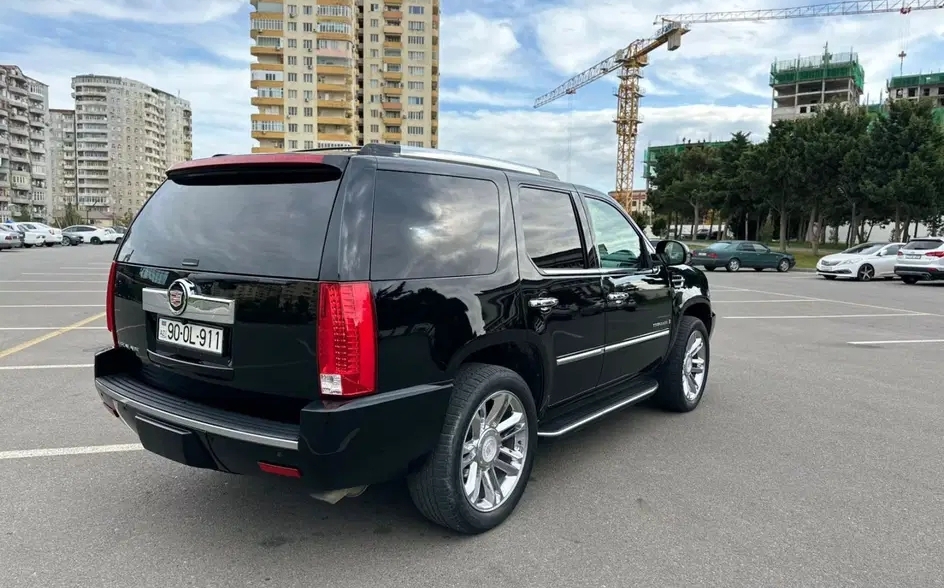 Cadillac Escalade, 2006 il, 6.2 L, 199 000 km