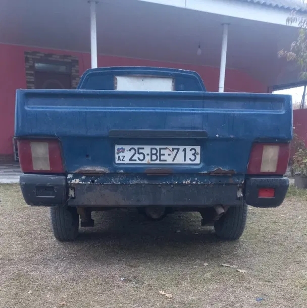 IJ 2717, 2003 il, 1.6 L, 28 000 km