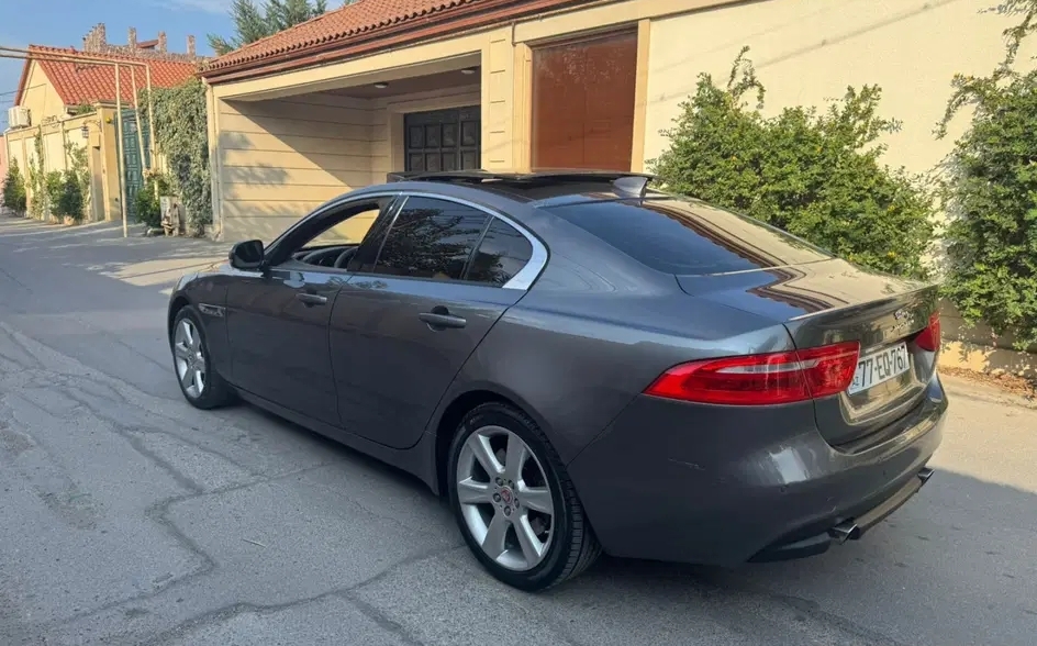 Jaguar XE, 2018 il, 2.0 L, 54 000 km