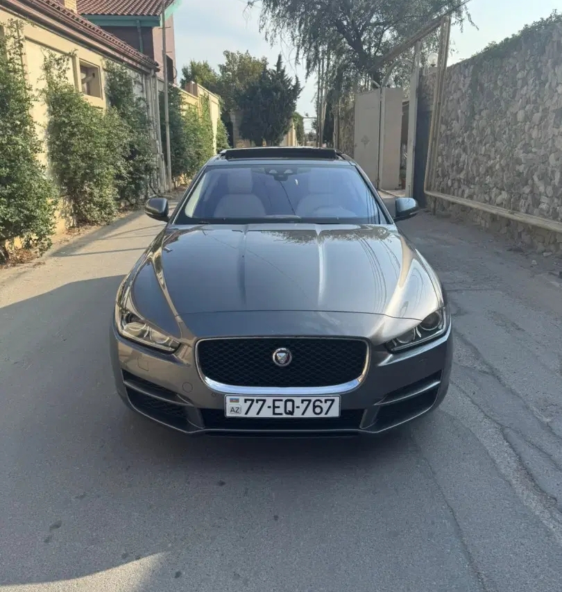 Jaguar XE, 2018 il, 2.0 L, 54 000 km