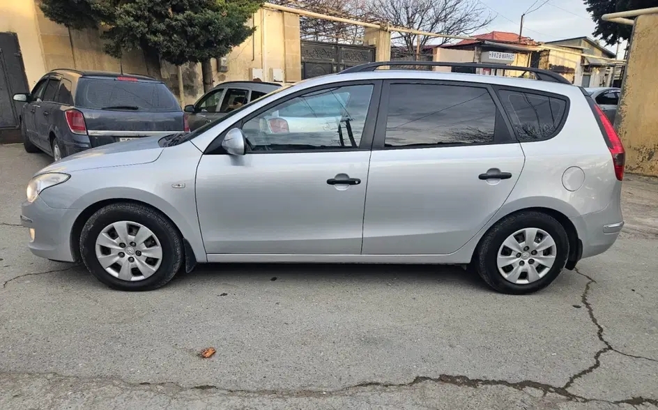 Hyundai i30, 2008 il, 1.6 L, 350 015 km